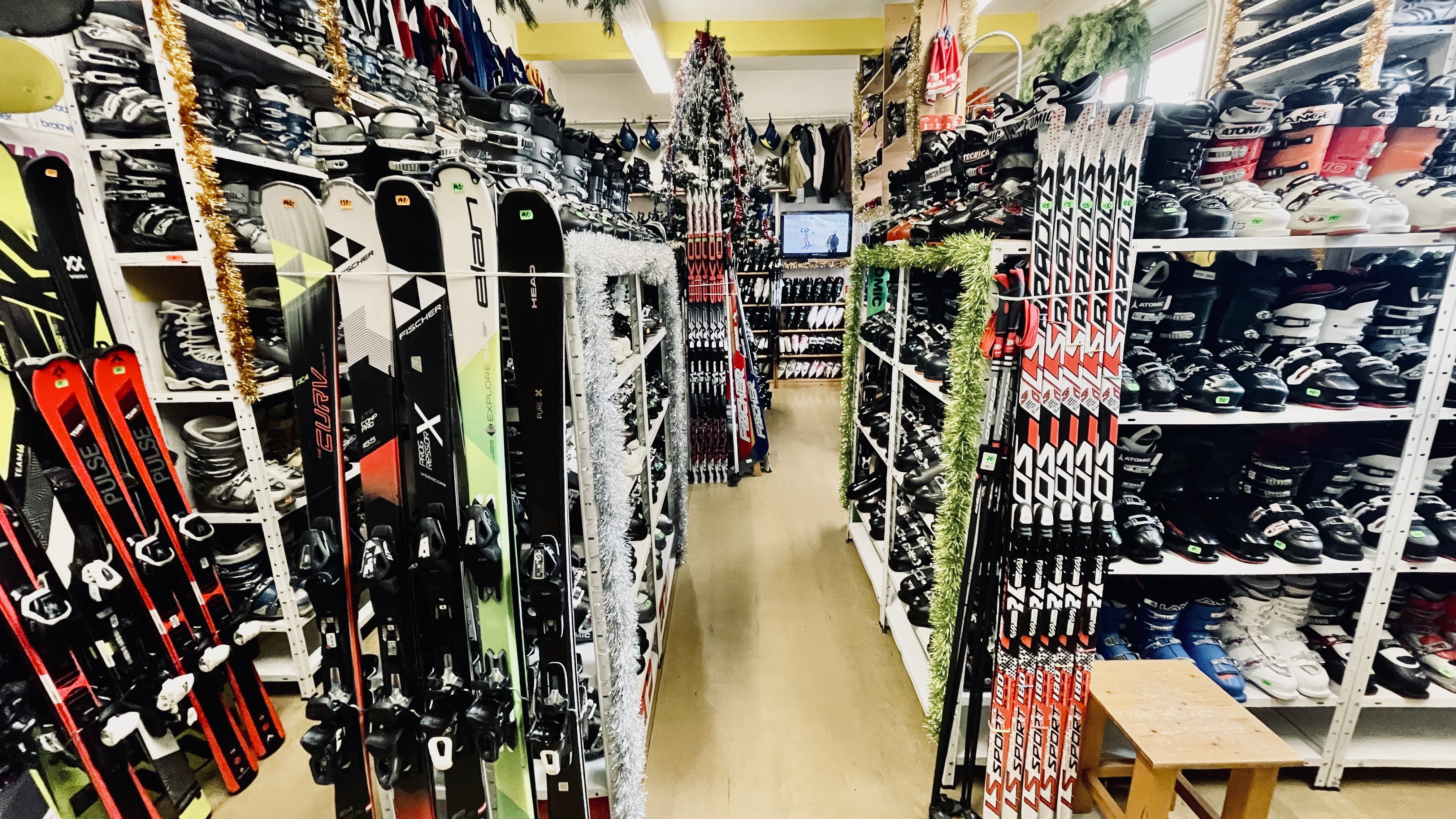Športový bazár a outlet v predajni MaxiSlužby
